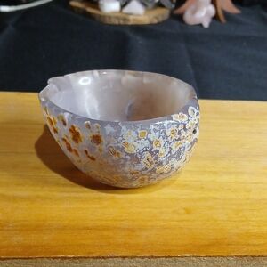 Natural Agate Bowl - Gray and Cream Decorative Home Accent